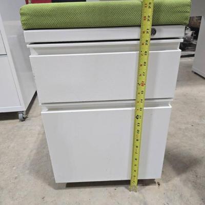 Sale Photo Thumbnail #680