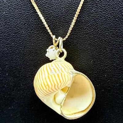 14k Yellow Gold Necklace With Opal And Shell Pendants 