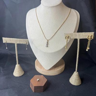 Classy Costume Gold Toned Jewelry