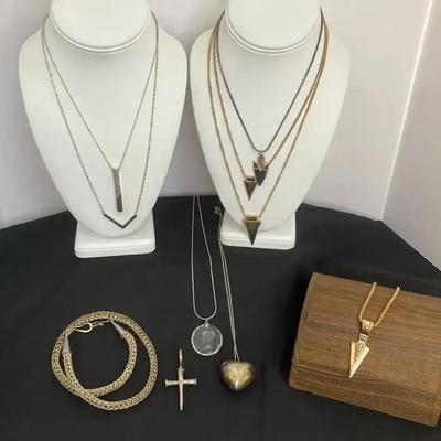 Silver-Toned Necklace Collection ( 8 count )