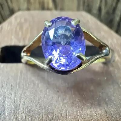 14K Gold Amethyst Ring - Size 6