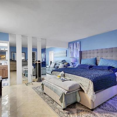 Sale Photo Thumbnail #96