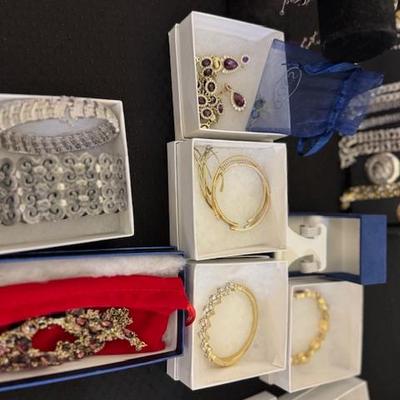 Sale Photo Thumbnail #59