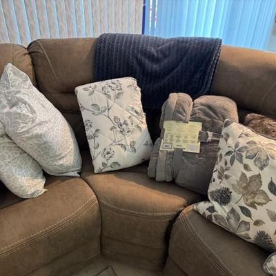 Sale Photo Thumbnail #25