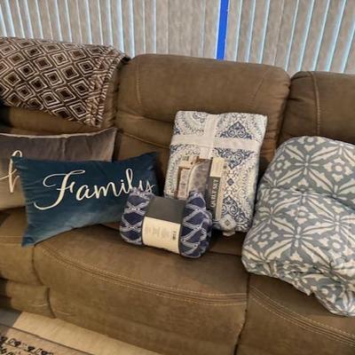 Sale Photo Thumbnail #27