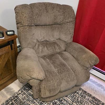 Sale Photo Thumbnail #140