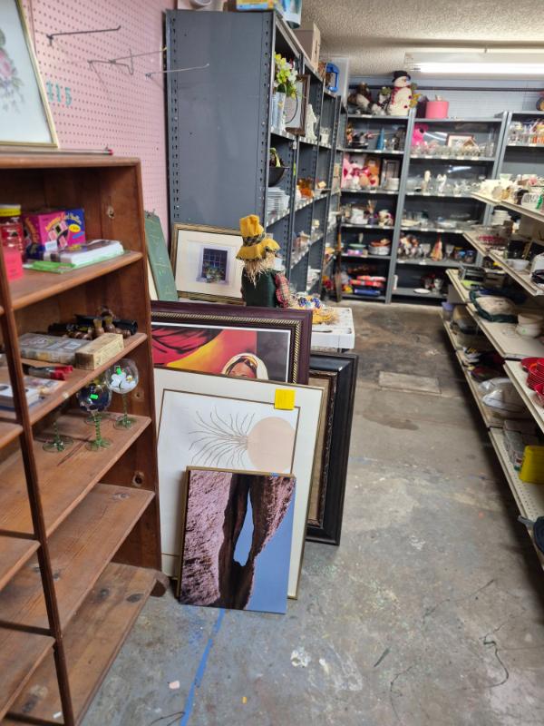 Sale Photo Thumbnail #30