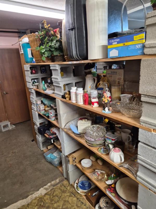 Sale Photo Thumbnail #11