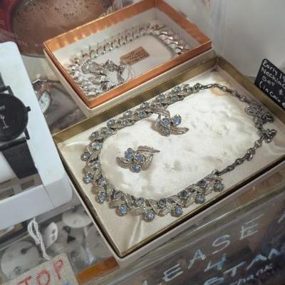 Sale Photo Thumbnail #211