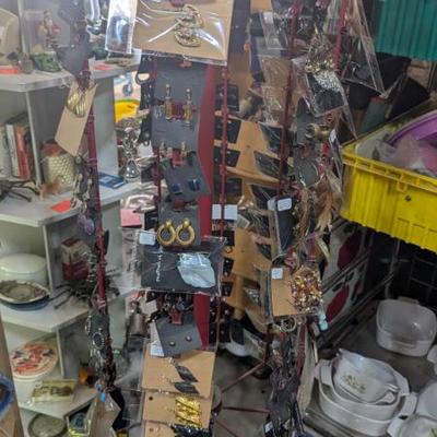 Sale Photo Thumbnail #177