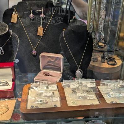 Sale Photo Thumbnail #78