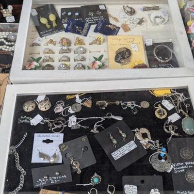 Sale Photo Thumbnail #44