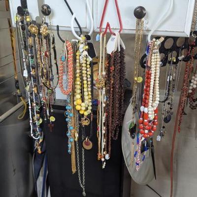 Sale Photo Thumbnail #36