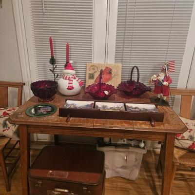 Sale Photo Thumbnail #127: Table, suitcases