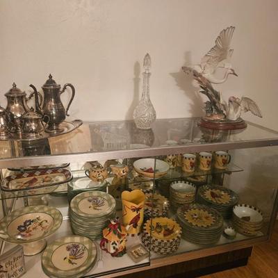 Sale Photo Thumbnail #125: Lladro and Lenox