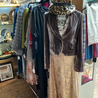 Sale Photo Thumbnail #169