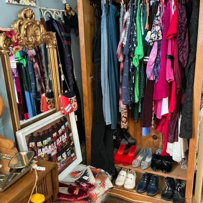 Sale Photo Thumbnail #132