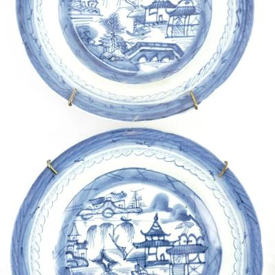 Pair Of Vintage 6" Chinese Export Canton Hand Painted Blue & White Porcelain Dishes
