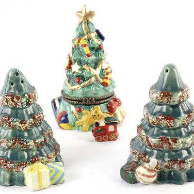 Waterford Christmas Salt And Pepper And Mr. Christmas Hinged Trinket Box