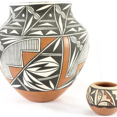 Two Handcrafted Southwestern Native American Pueblo Pottery Vases