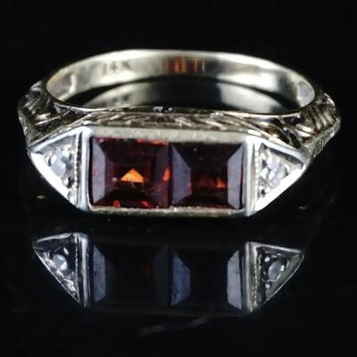 14k Yellow Gold Square Princess Cut Rubies & Diamond Filigree Ring | 0.85 CTW | Size 4.5 | 2.8g