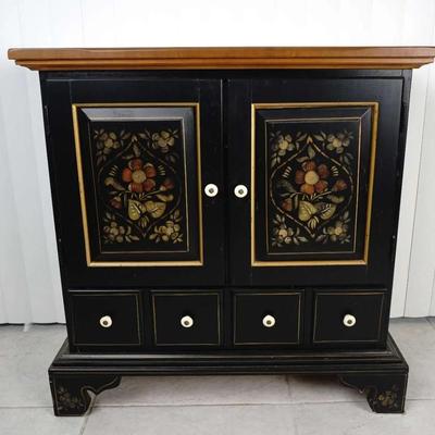 Ethan Allen Hitchcock-Style Black Lacquer Console Cabinet