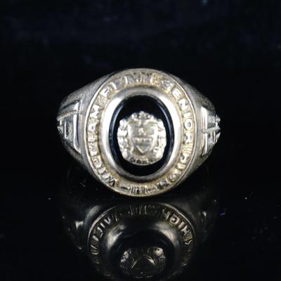 Heavy 10k Yellow Gold Class Ring | Solid 7.6g Estate Jewelry | Size 6
