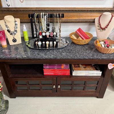 Sale Photo Thumbnail #81