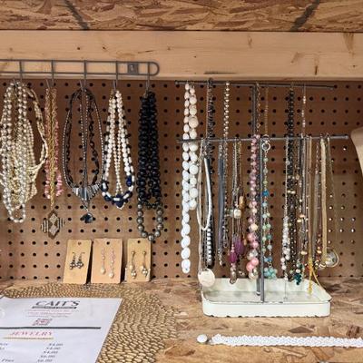 Sale Photo Thumbnail #76