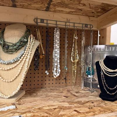 Sale Photo Thumbnail #77