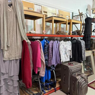 Sale Photo Thumbnail #153