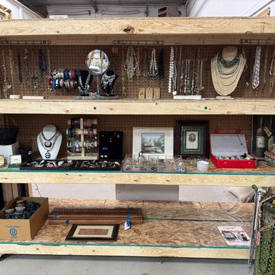 Sale Photo Thumbnail #73