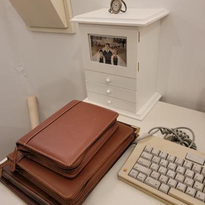 Sale Photo Thumbnail #10