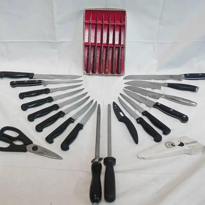 Large Assorted Kitchen Cutlery – Chicago Cutlery, Cuisinart, Calphalon & More