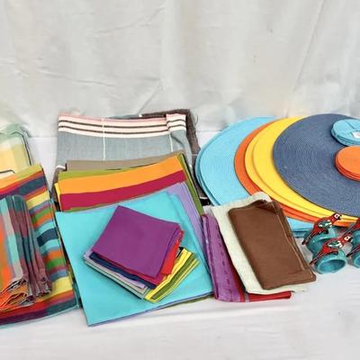 Bright & Bold Table Decor Bundle