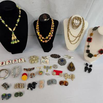 Vintage Designer Jewelry Lot - Weiss, Lisner, Hobé & Authentic Bakelite 