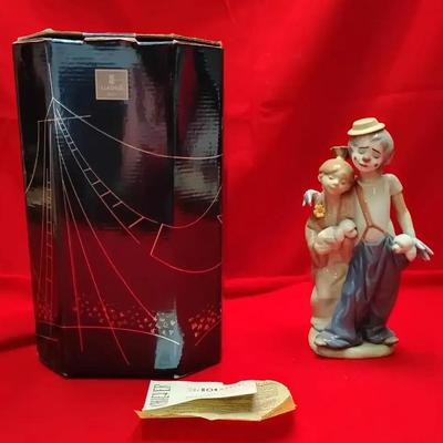Lladro "Pals Forever" #7686 – Collectors Society 1999 – Mint w/ Box