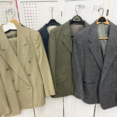 Classic Gent’s Lot: 5 Designer Jackets & Suits | Givenchy, Hechter, Irish Hunter