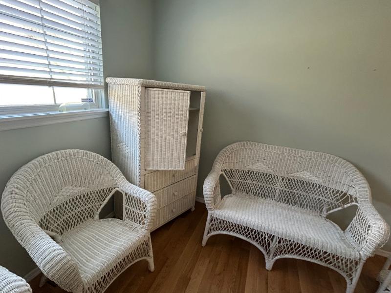 Sale Photo Thumbnail #16