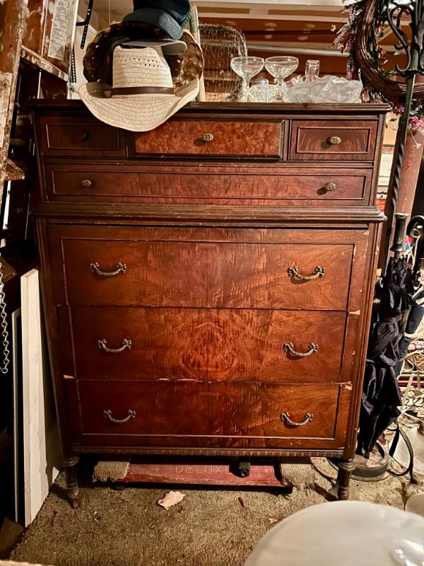 Sale Photo Thumbnail #43