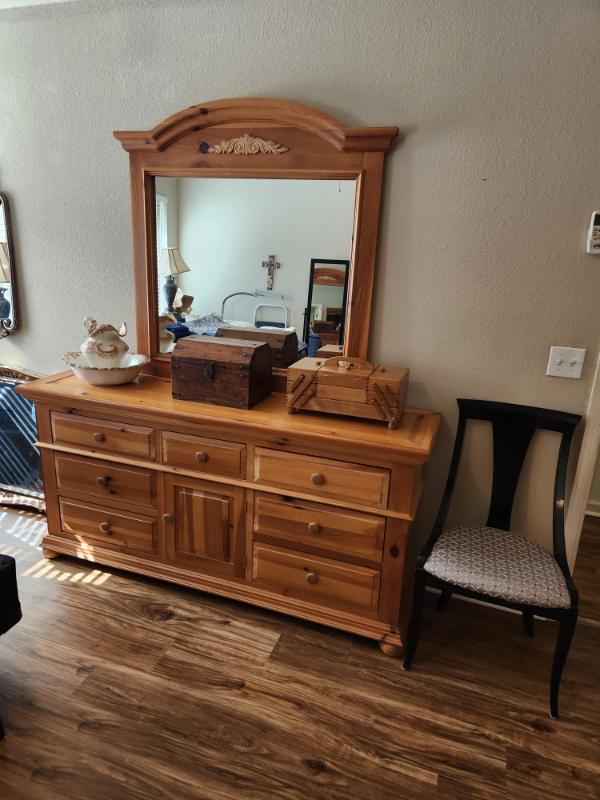 Sale Photo Thumbnail #37