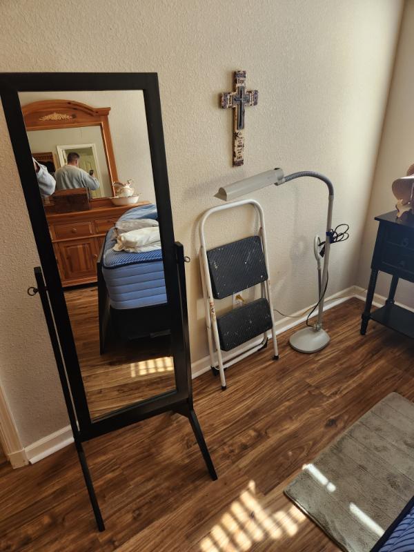 Sale Photo Thumbnail #39