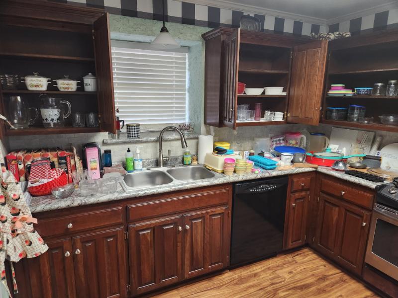 Sale Photo Thumbnail #18