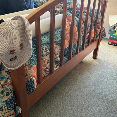 Sale Photo Thumbnail #143