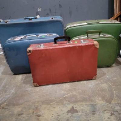 (5) Pieces of Vintage Luggage