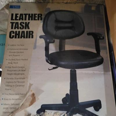 Leather Task Chair (NEW)