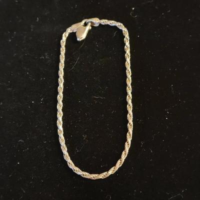 Rope Bracelet Marked 925 Italy HCT
(Clasp needs a jump ring)