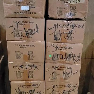 (18) Cases 5" Plastic Revere Bowls for Floral Arranging. Mostly NEW cases:  Mauve, Black, White