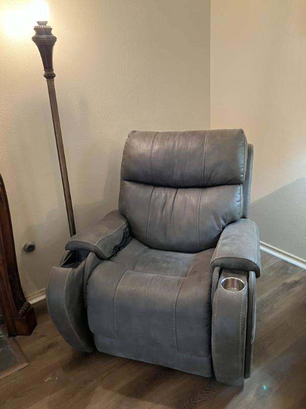 Sale Photo Thumbnail #3