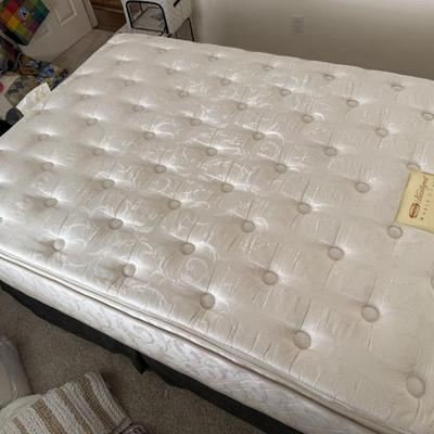 Sale Photo Thumbnail #35